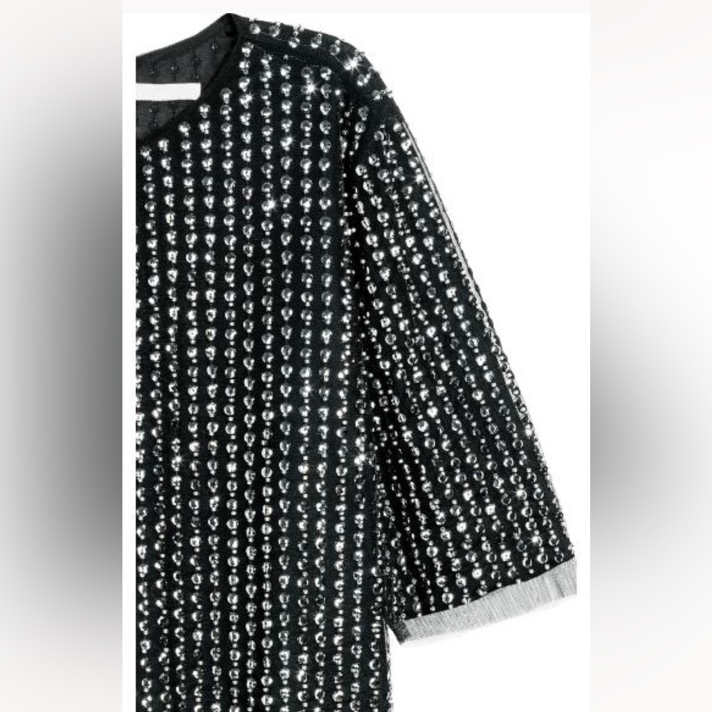 🄷&🄼 Straight-cut, short-sleeved blouse in sequin Size 8 - Picture 6 of 12